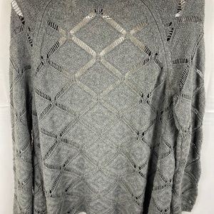 Tommy Hilfiger sweater size medium